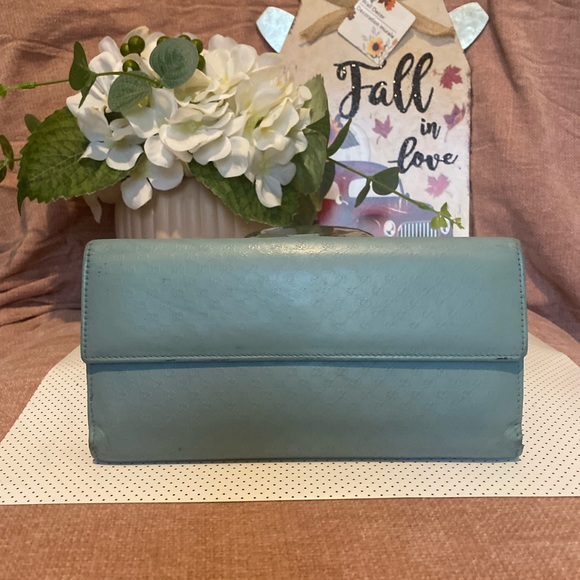 Good condition.  Gucci Jackie long wallet with locking clasp. - Picture 2 of 14